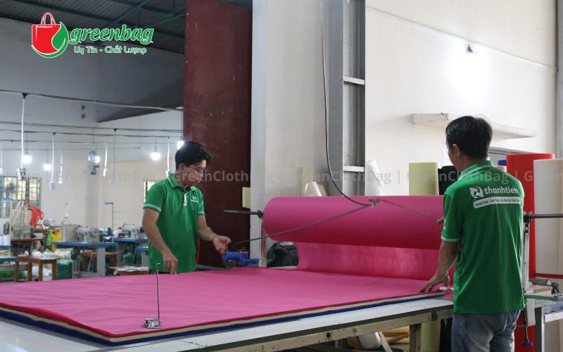 greenclothbag-cong-ty-san-xuat-tui-vai-balo-gia-re-uy-tin-1