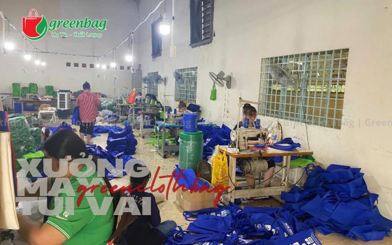 xuong-san-xuat-balo-tui-vai-gia-re-greenclothbag-21